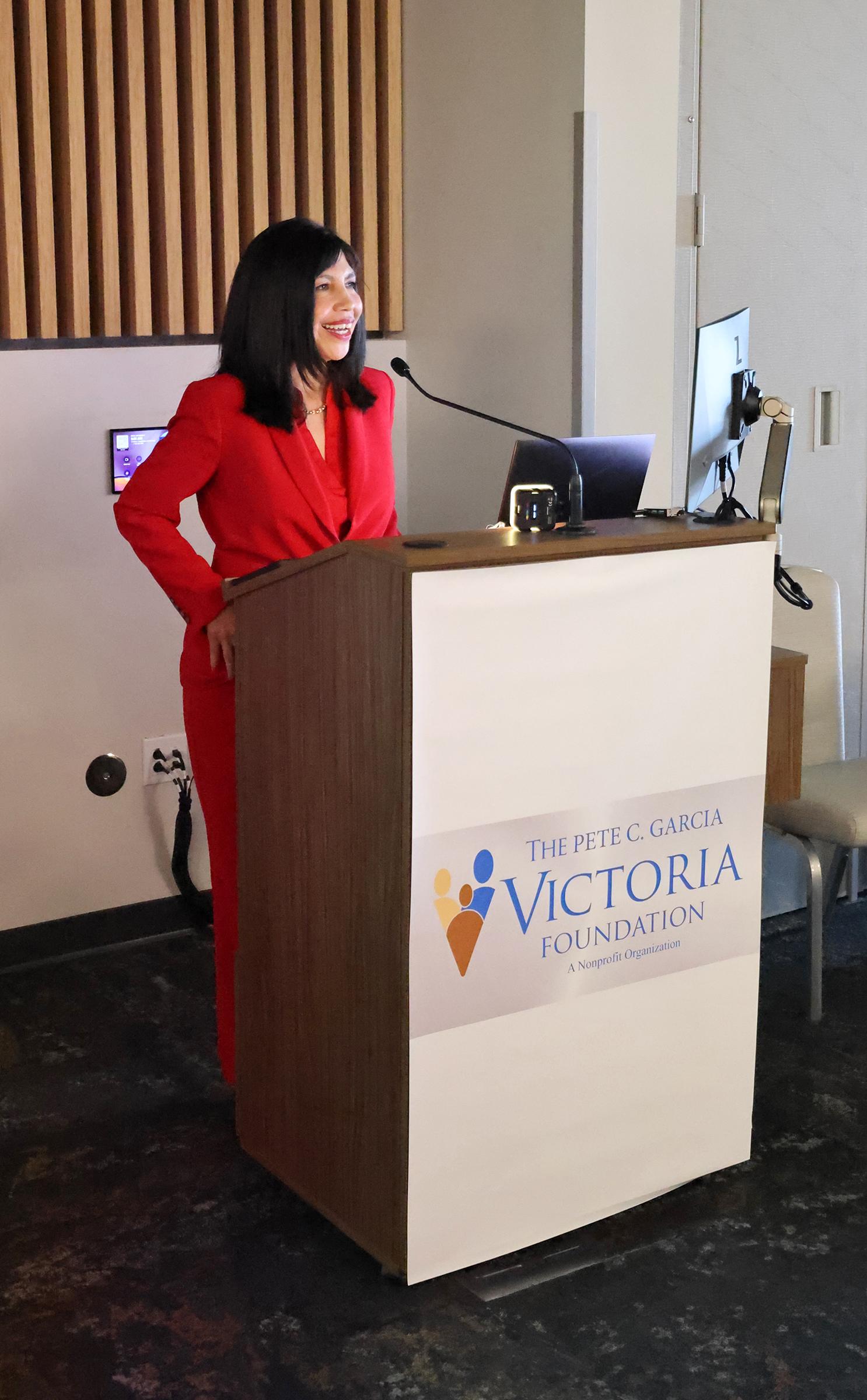 Dr Veronica Hipolito